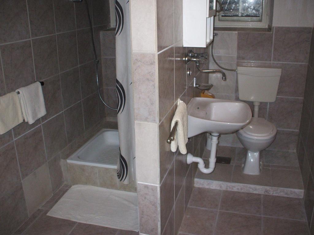 Apartmani Mira Senj  Dış mekan fotoğraf