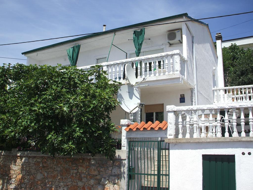 Apartmani Mira Senj  Dış mekan fotoğraf